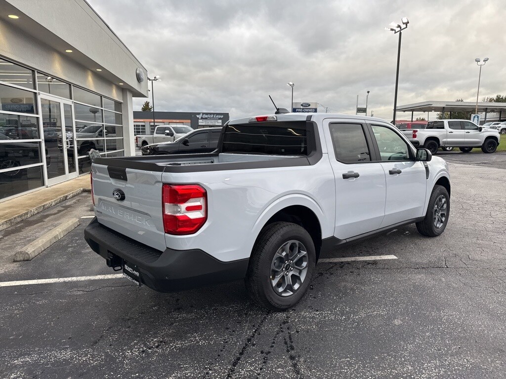 2025 Ford Maverick XLT photo 3