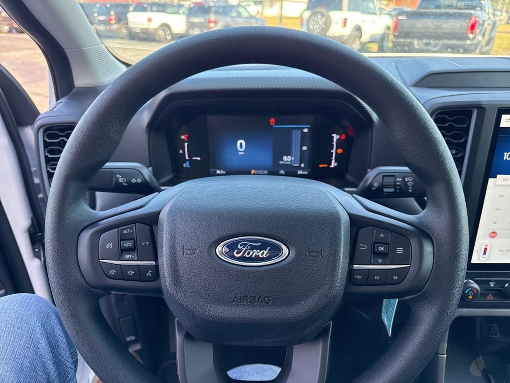 2025 Ford Ranger XL - Photo 17