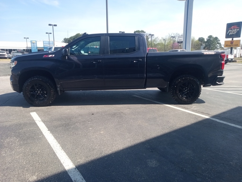 Used 2023 Chevrolet Silverado 1500 LT Trail Boss with VIN 3GCUDFED6PG115051 for sale in Little Rock
