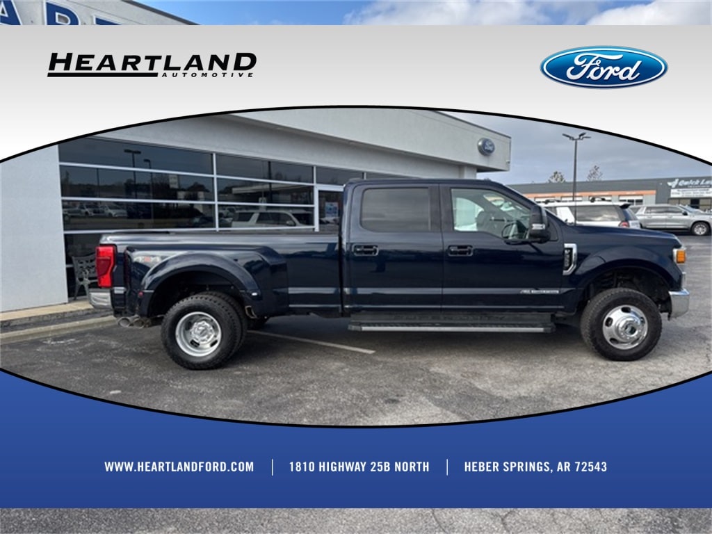 2022 Ford F-350 Super Duty Lariat's photo