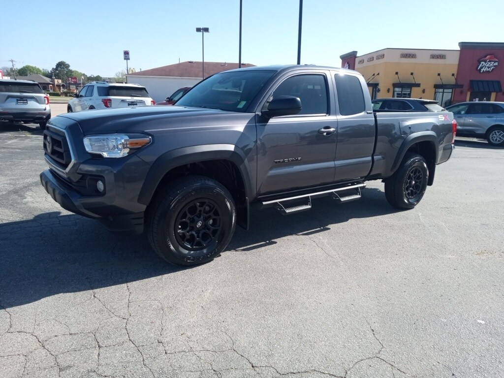 Used 2023 Toyota Tacoma SR5 with VIN 3TYSZ5AN6PT137865 for sale in Little Rock