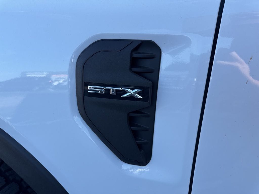 2025 Ford Ranger XL - Photo 12