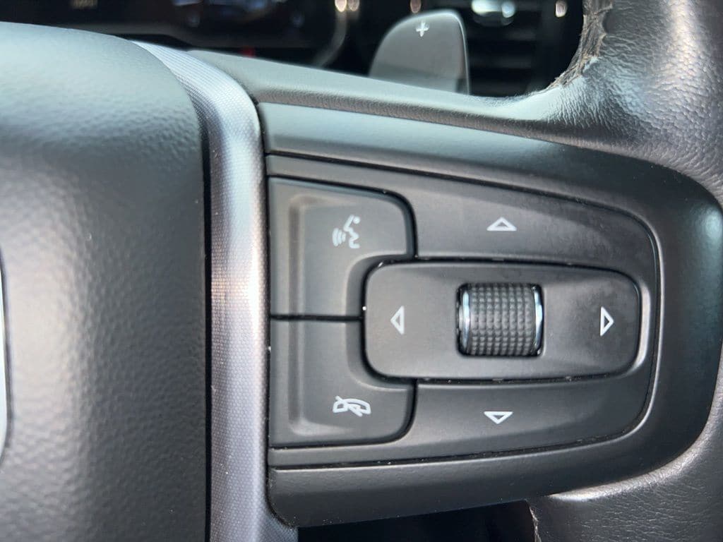 2023 GMC Sierra 1500 SLT - Photo 19