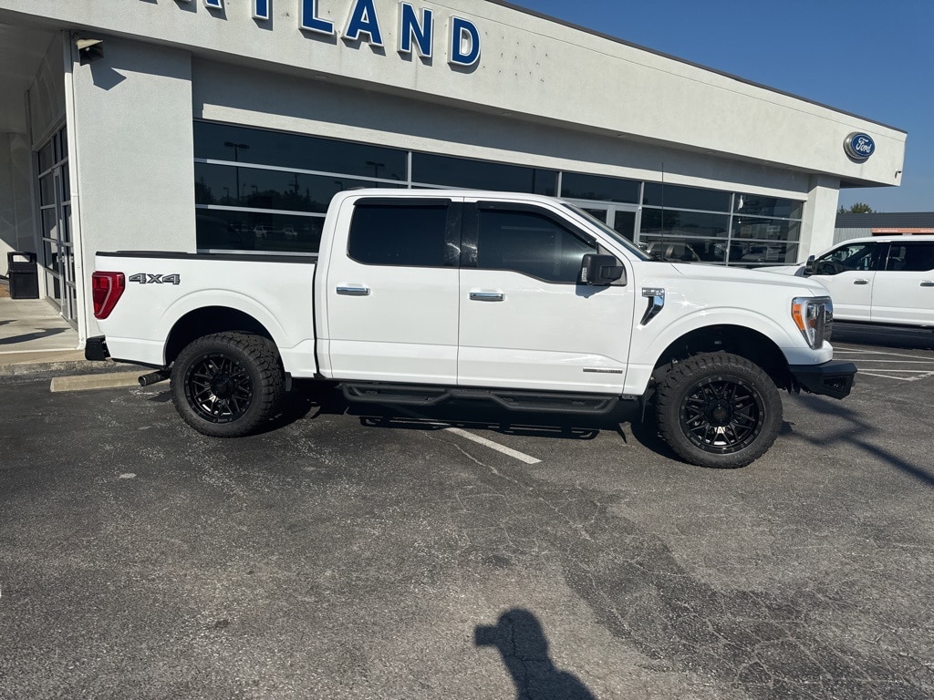 Used 2022 Ford F-150 XLT with VIN 1FTFW1ED4NFA61236 for sale in Little Rock