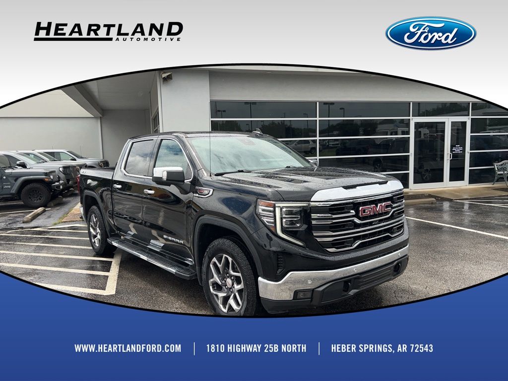 2023 GMC Sierra 4WD Crew Cab Short Box SLT's photo