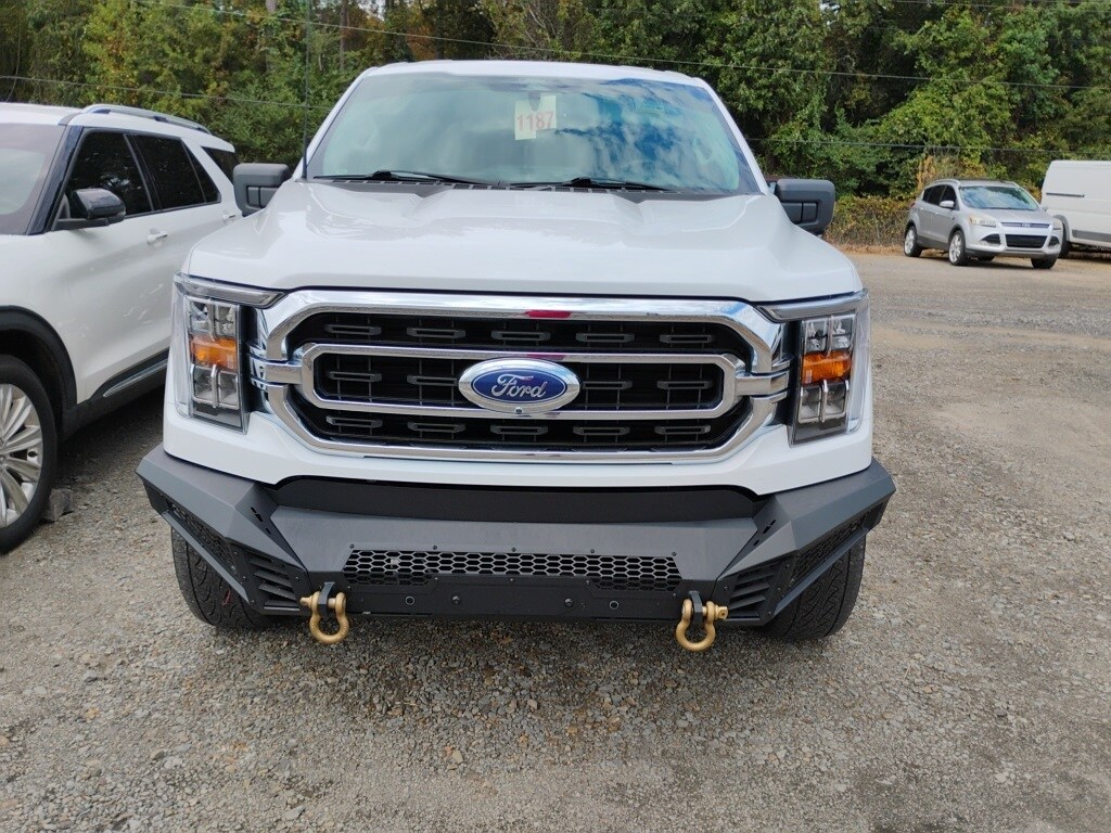 2022 Ford F-150 XLT photo 2