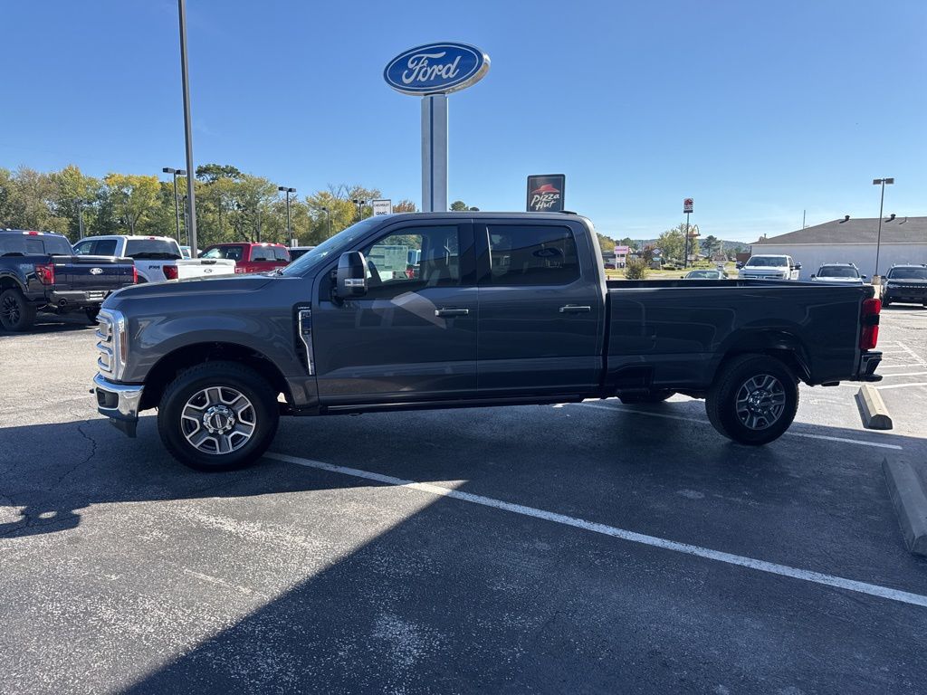 2026 Ford F-250 Super Duty Lariat - Photo 6