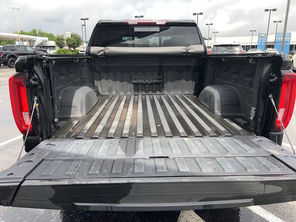 2023 GMC Sierra 1500 SLT - Photo 5