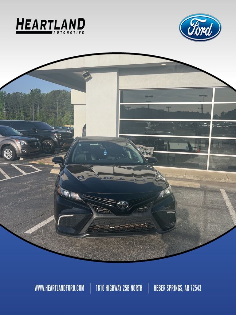 2023 Toyota Camry SE