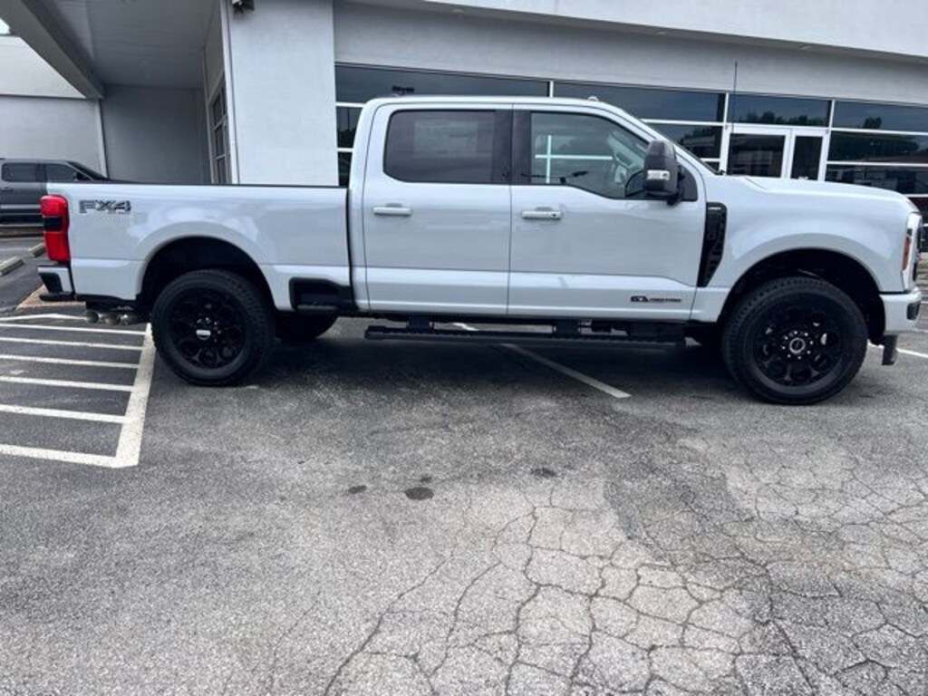 New 2026 Ford F-250SD Lariat Truck