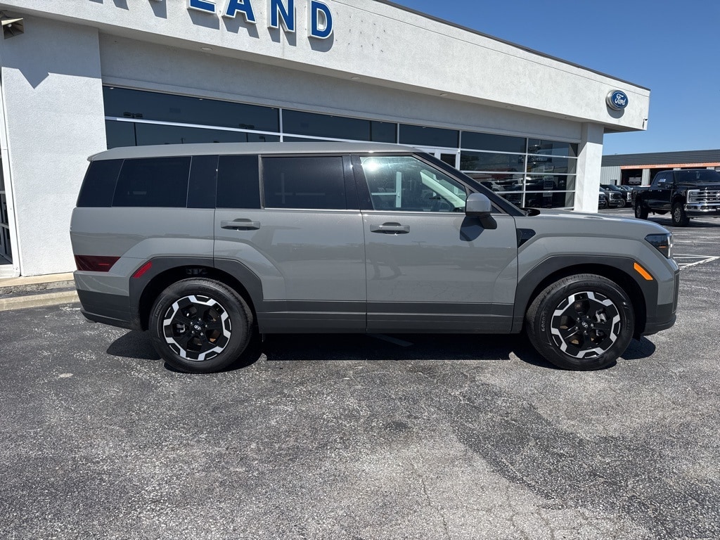 Used 2024 Hyundai Santa Fe SE with VIN 5NMP14GL9RH041064 for sale in Heber Springs, AR