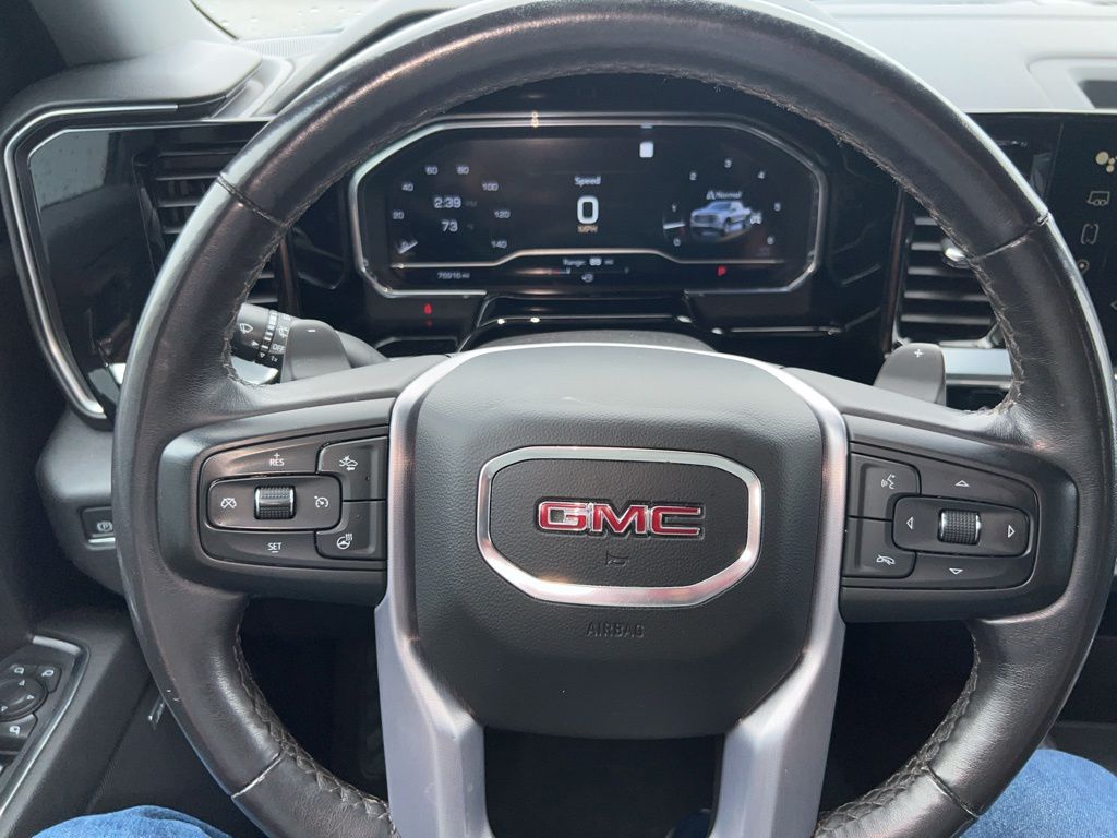 2023 GMC Sierra 1500 SLT - Photo 17