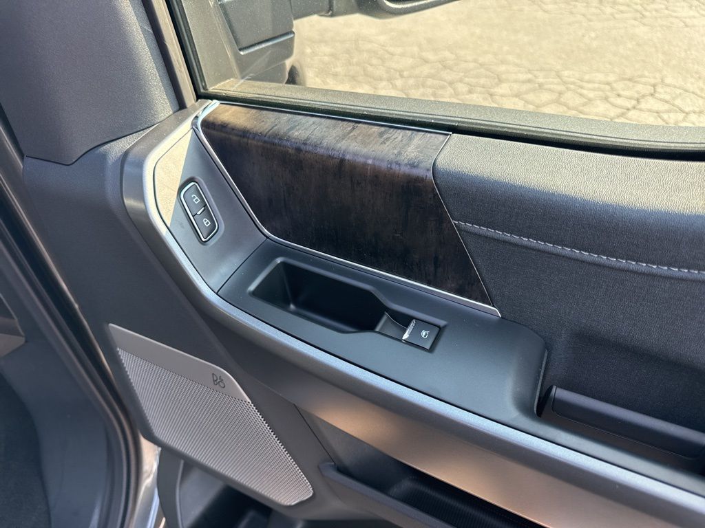 2026 Ford F-350 Super Duty Lariat - Photo 28