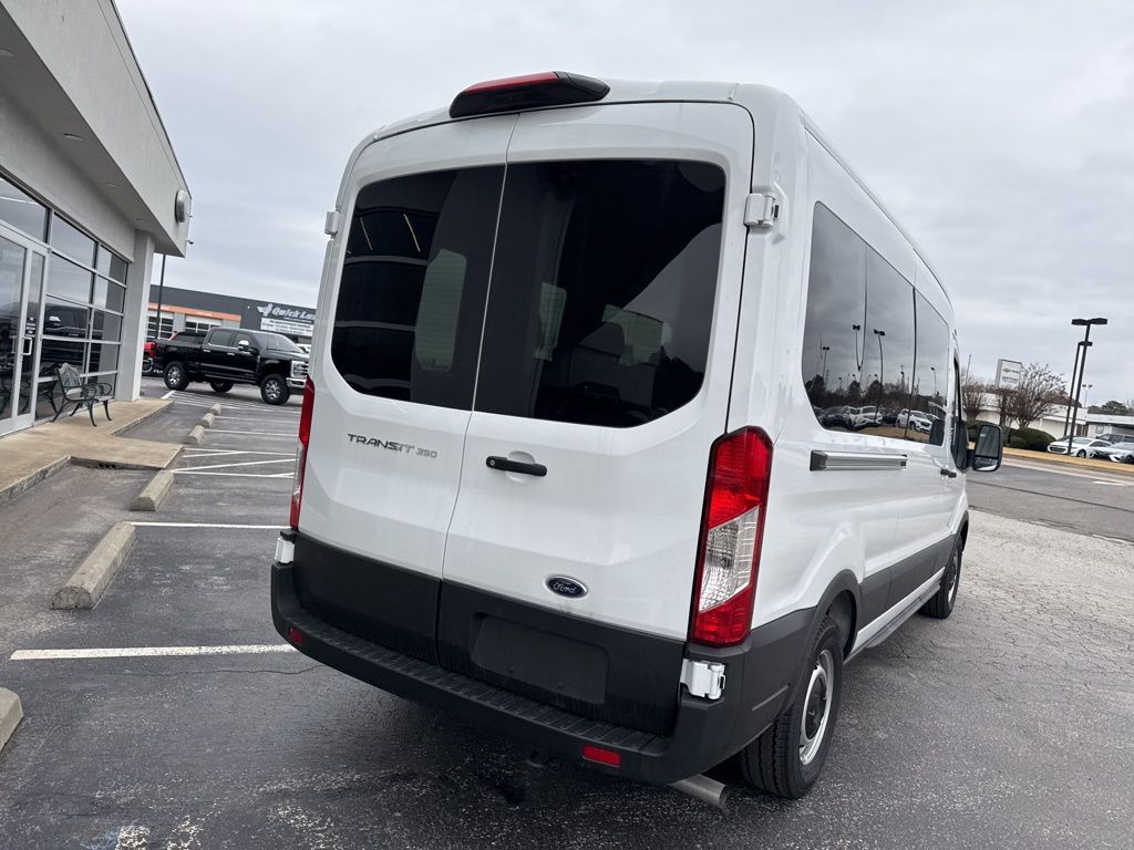 2025 Ford Transit Passenger Van XL - Photo 4