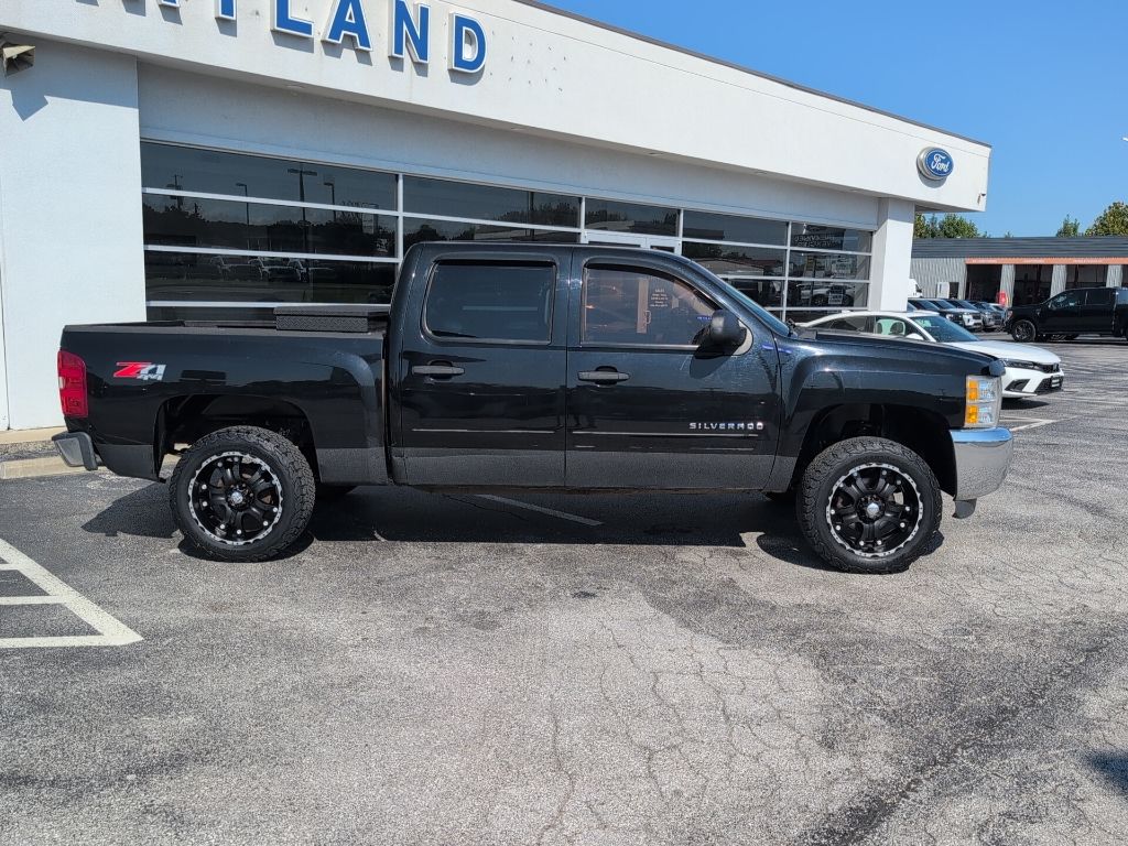 Used 2013 Chevrolet Silverado 1500 LT with VIN 3GCPKSE71DG159153 for sale in Little Rock