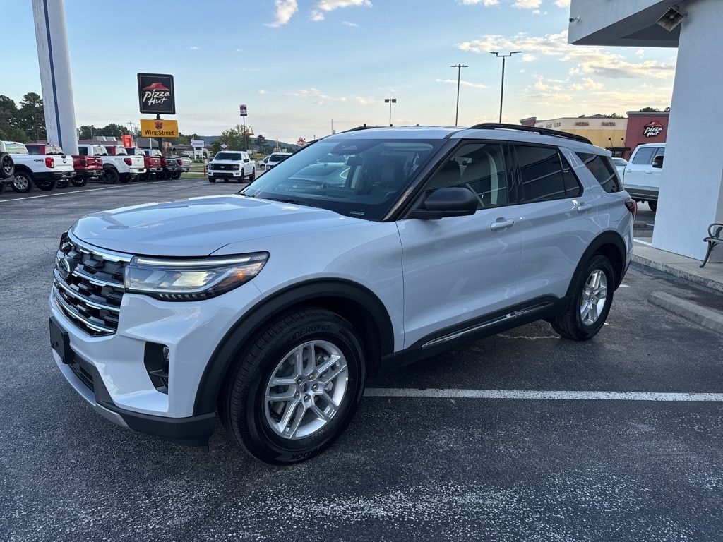 New 2025 Ford Explorer Active SUV