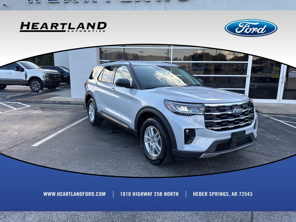 2025 Ford Explorer Active's photo