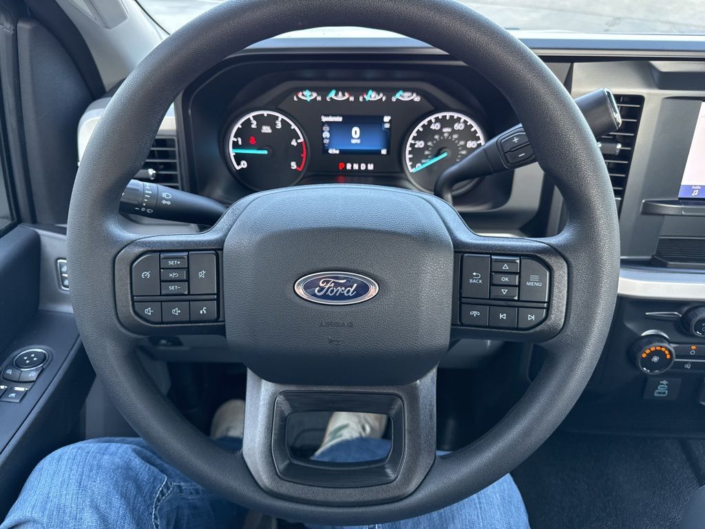 2026 Ford F-350 Super Duty XL - Photo 20
