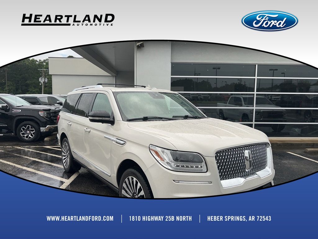 2021 Lincoln Navigator Reserve 4WD's photo