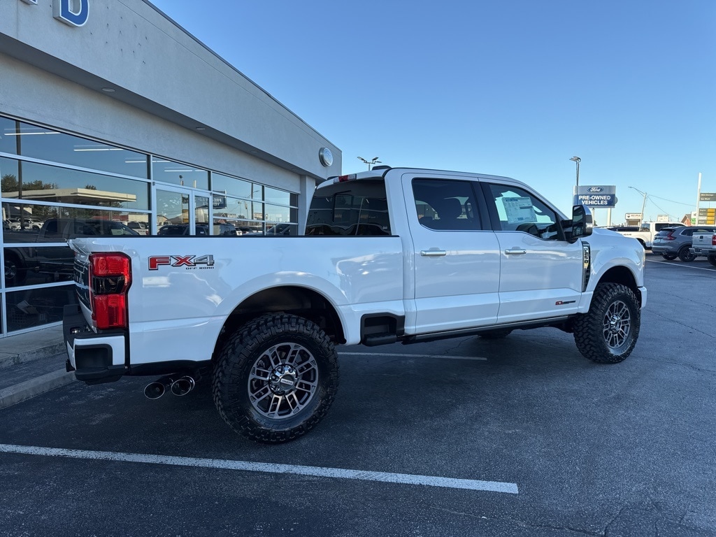 New 2025 Ford F-250SD Platinum Truck