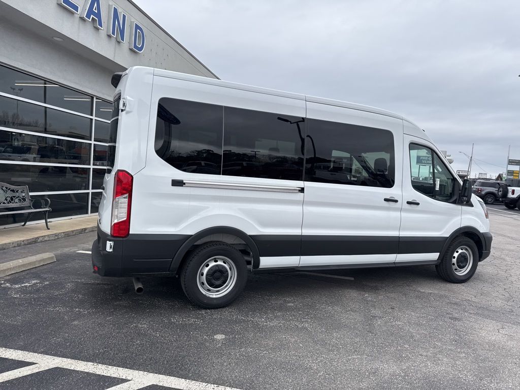 2025 Ford Transit Passenger Van XL - Photo 3