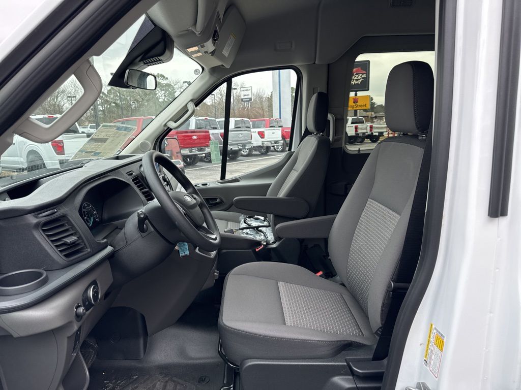 2025 Ford Transit Passenger Van XL - Photo 8