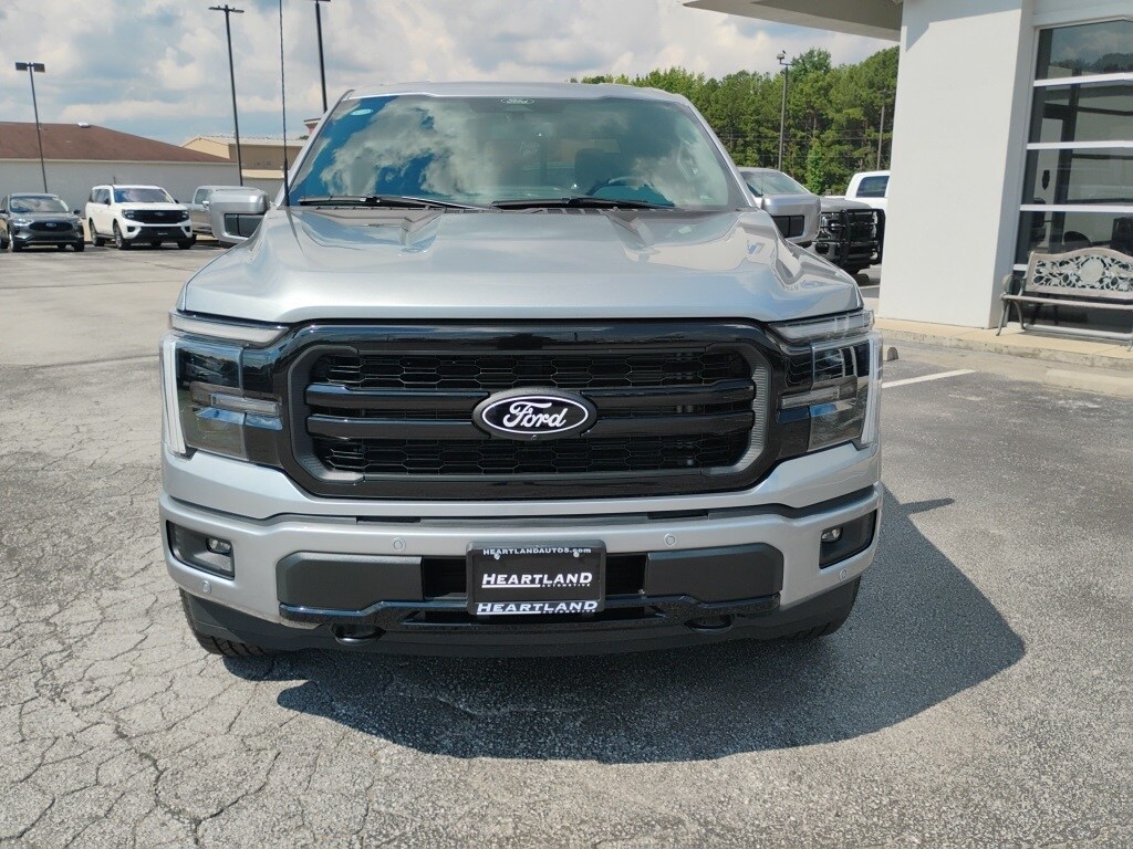 2025 Ford F-150 Lariat photo 4