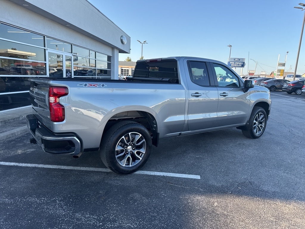 Used 2024 Chevrolet Silverado 1500 LT Truck