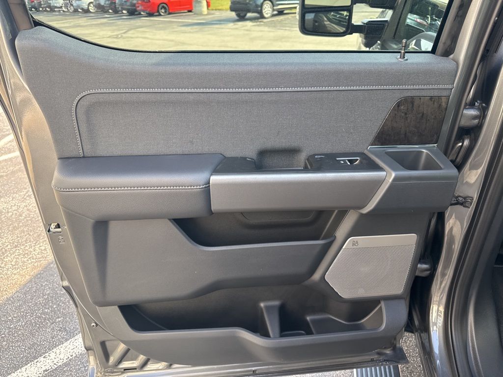 2026 Ford F-350 Super Duty Lariat - Photo 36