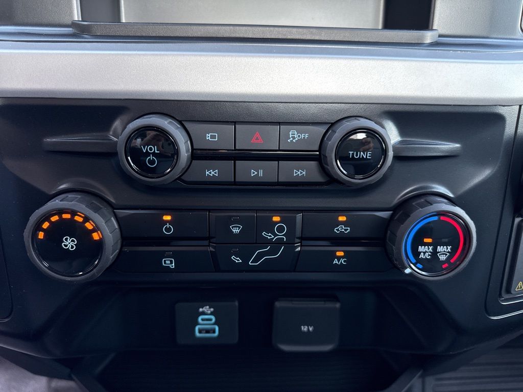 2026 Ford F-350 Super Duty XL - Photo 17