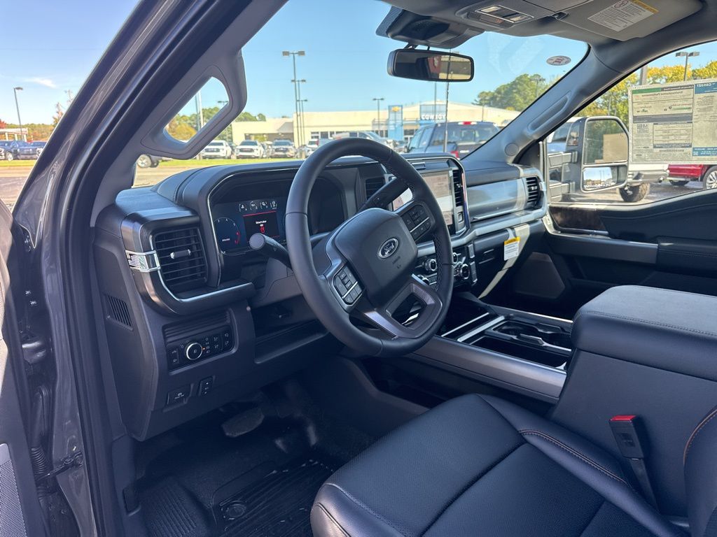2026 Ford F-250 Super Duty Lariat - Photo 13