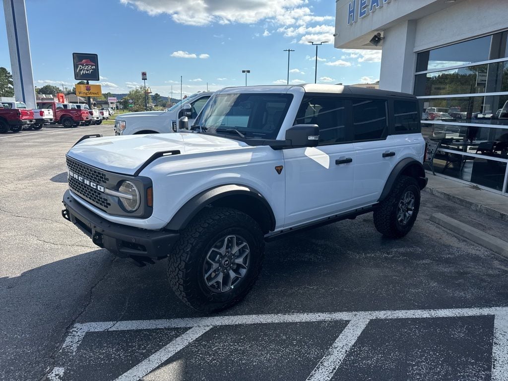New 2025 Ford Bronco Badlands SUV