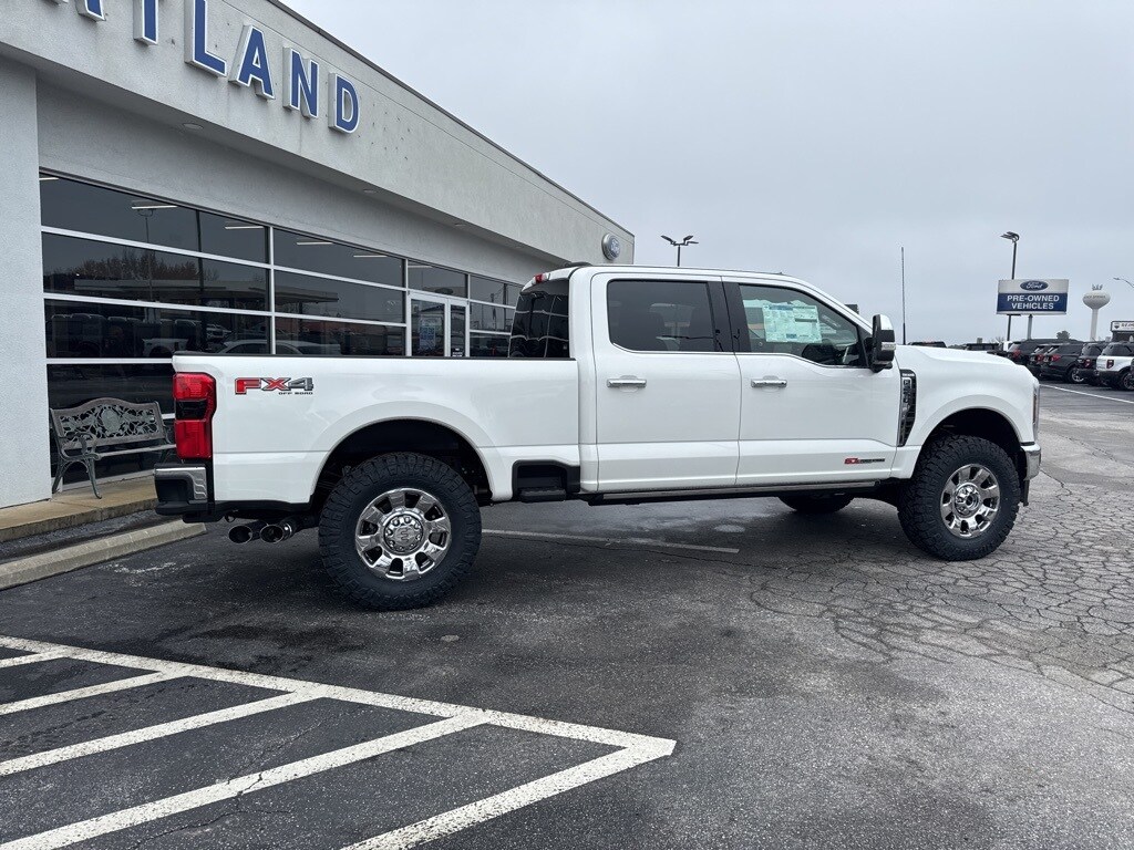 2026 Ford F-250 photo 2