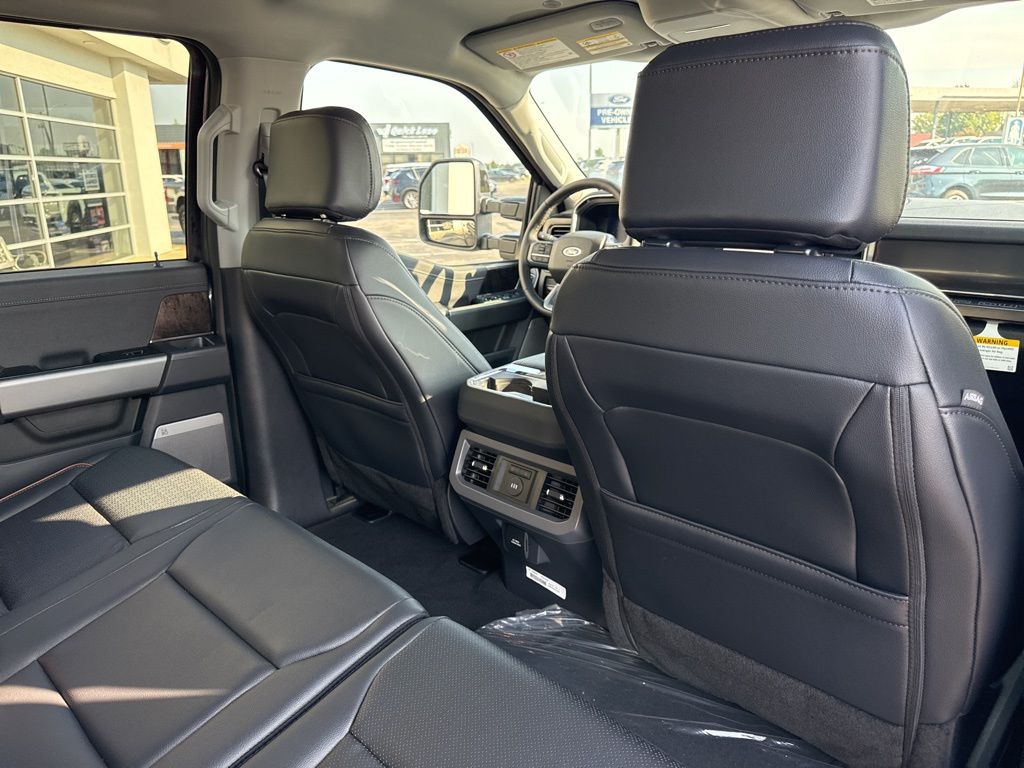 2026 Ford F-350 Super Duty Lariat - Photo 30