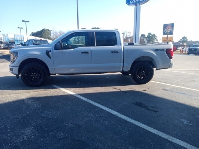 2025 Ford F-150 STX photo 2