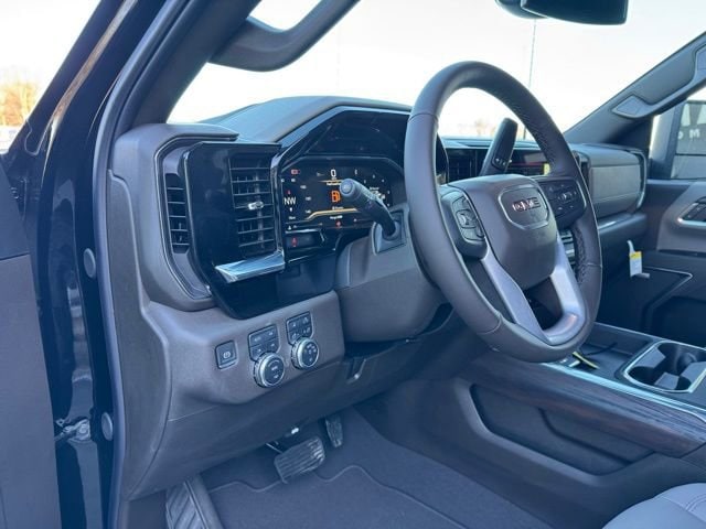 2025 GMC Sierra 2500HD SLT - Photo 7