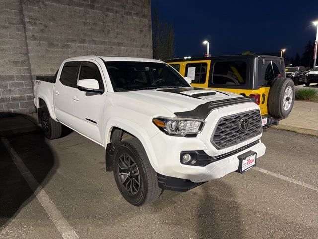 2022 Toyota Tacoma photo 3