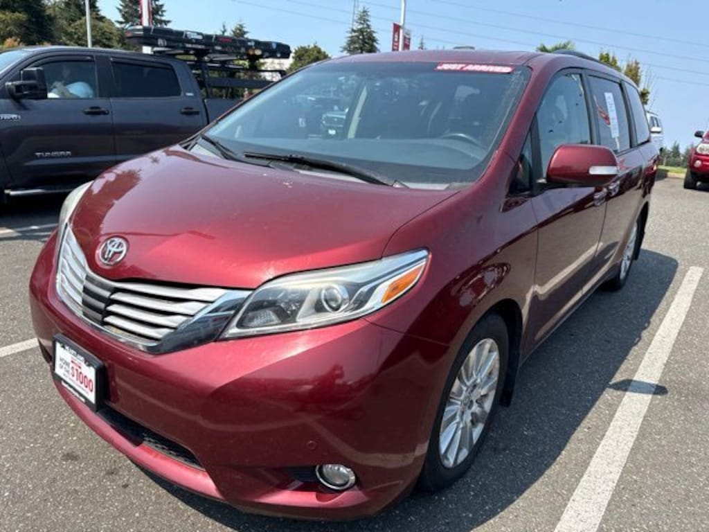 Used 2015 Toyota Sienna XLE Van