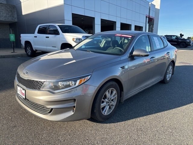 2016 Kia Optima LX's photo