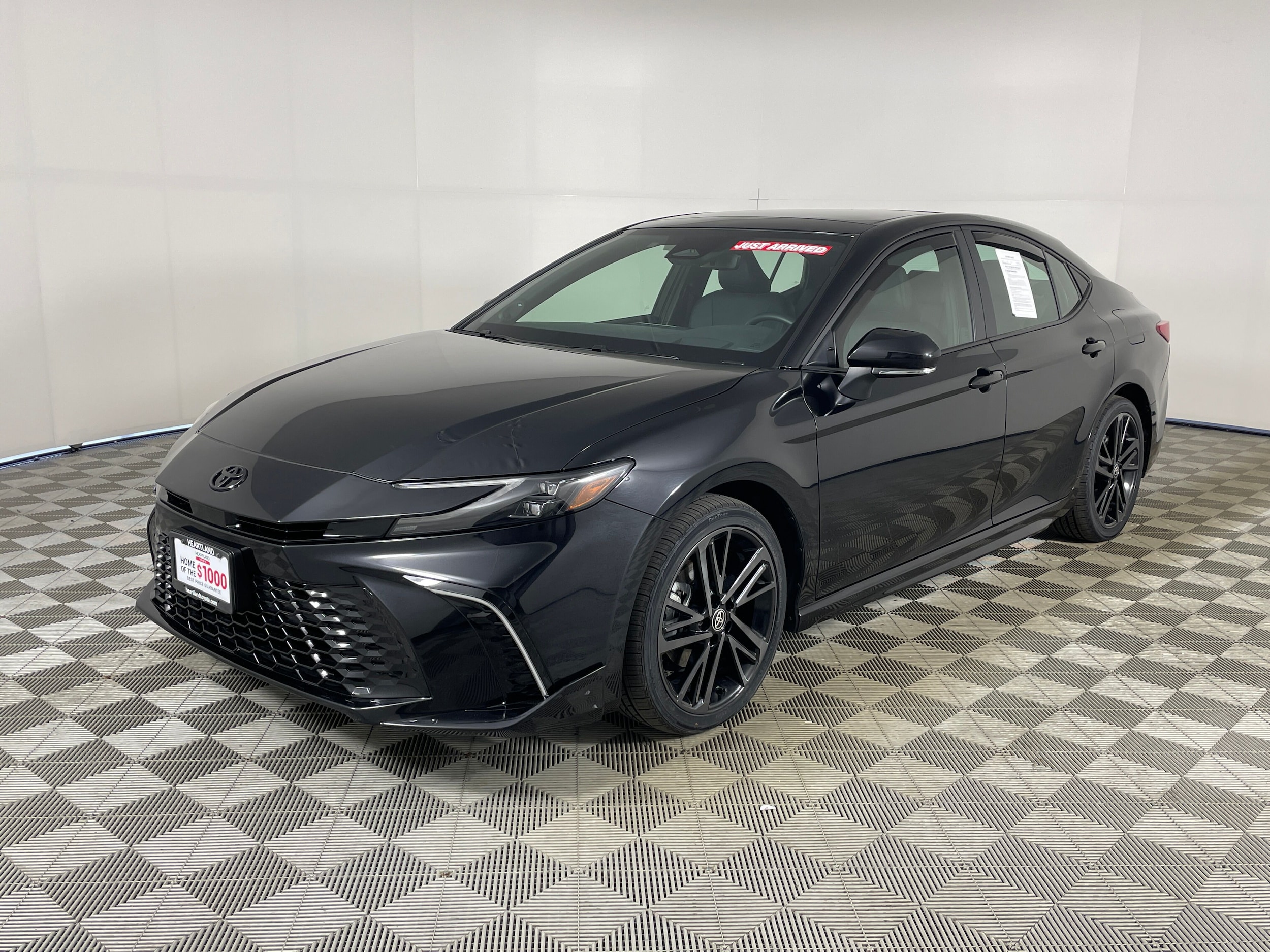 2025 Toyota Camry XSE AWD Hybrid's photo