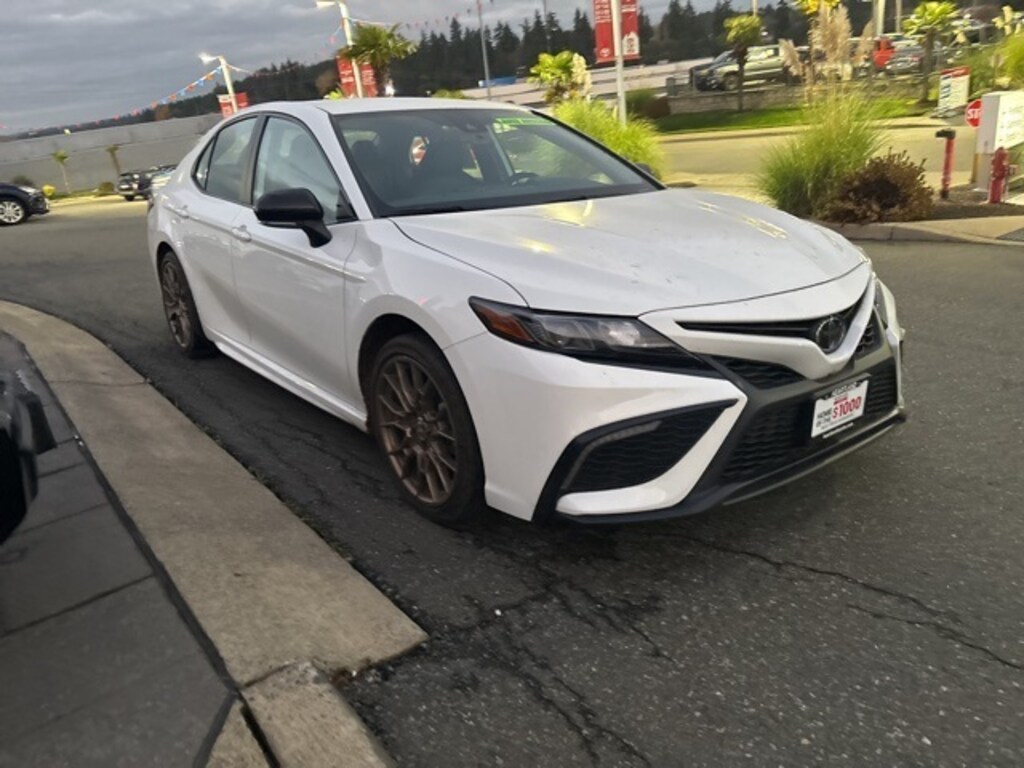 Used 2024 Toyota Camry SE Nightshade Sedan