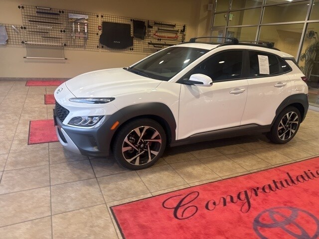 2022 Hyundai Kona Limited photo 4