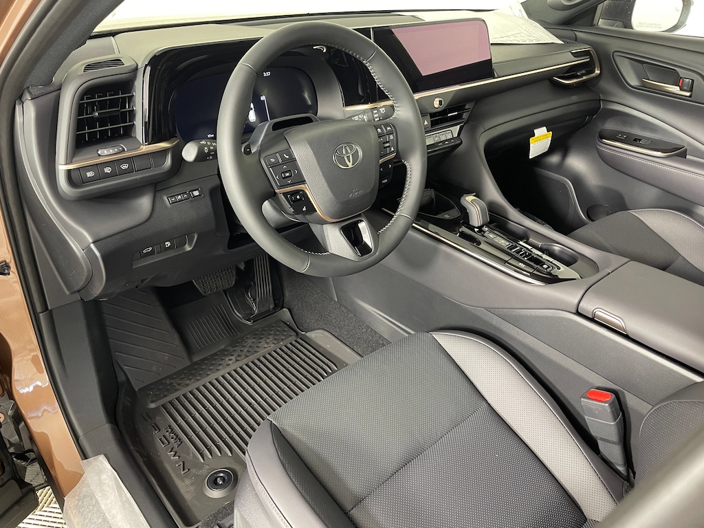 New 2026 Toyota Crown Signia Limited SUV