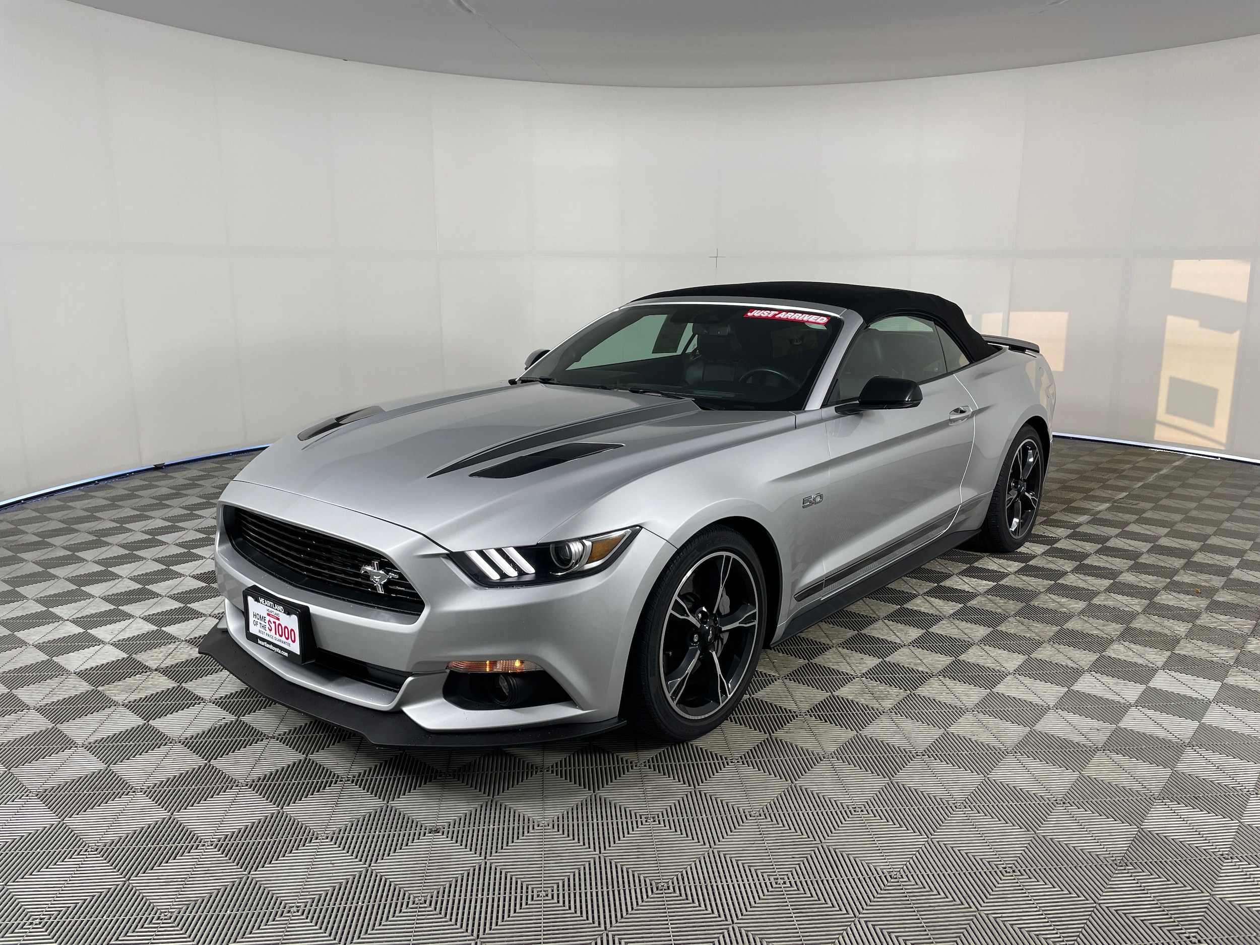 2016 Ford Mustang Convertible 