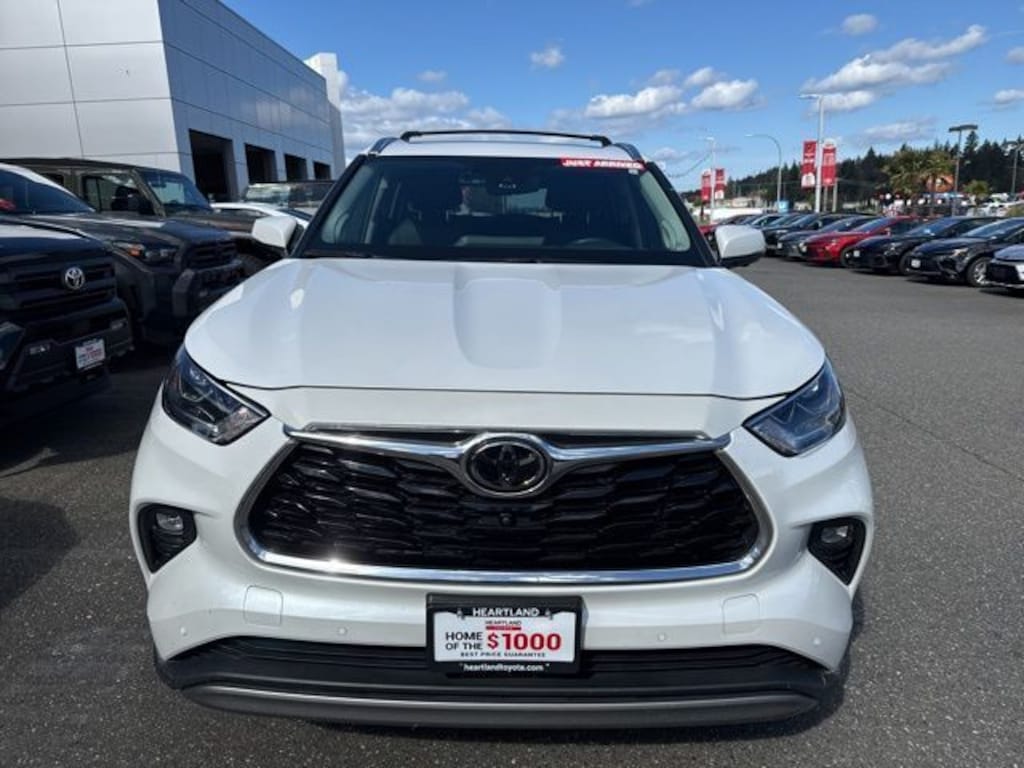Used 2023 Toyota Highlander Platinum SUV