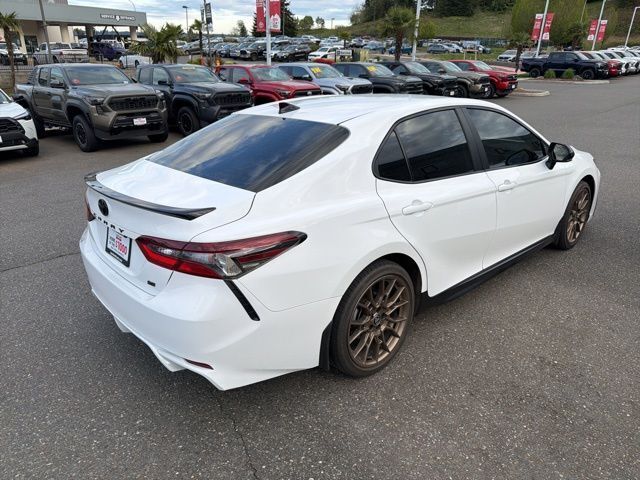 2024 Toyota Camry Hybrid SE Nightshade photo 2