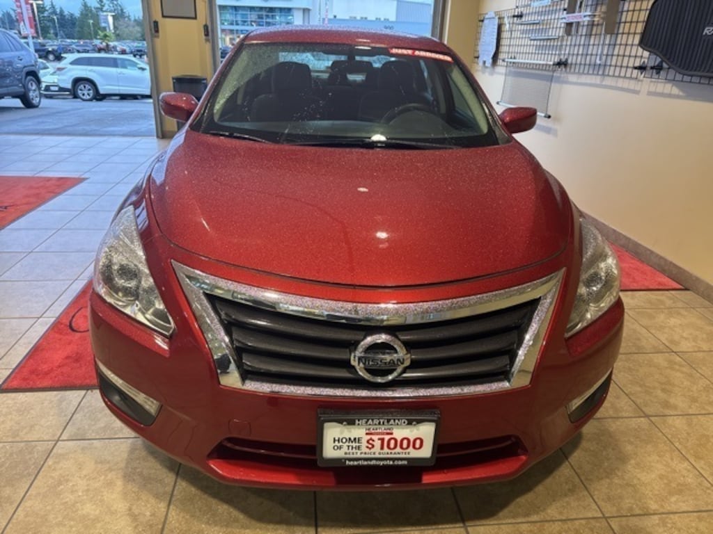 Used 2015 Nissan Altima 2.5 SV Sedan