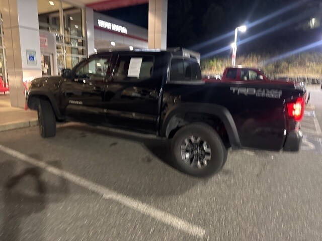 2019 Toyota Tacoma TRD V6 photo 3