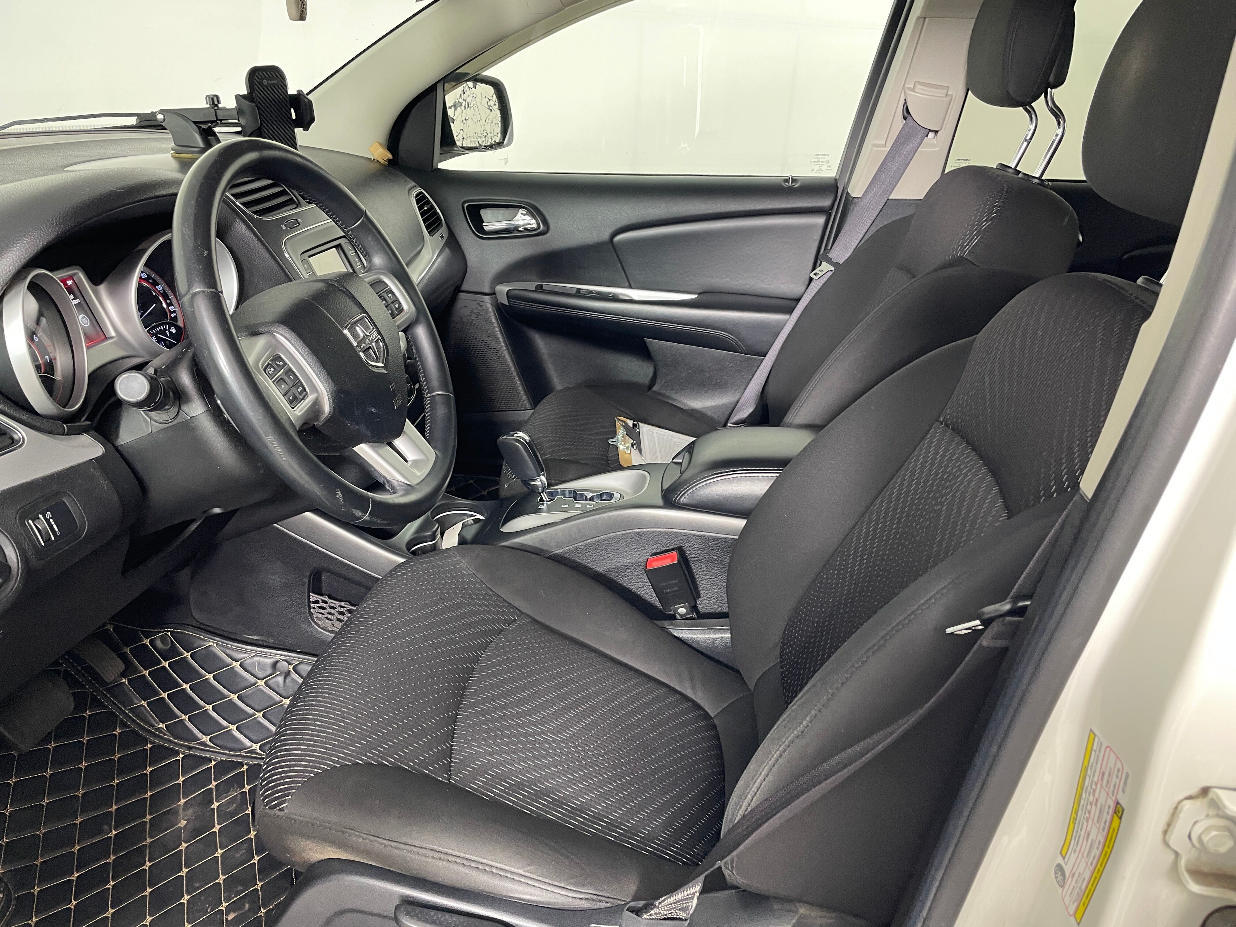 Used 2016 Dodge Journey SE with VIN 3C4PDCAB0GT132452 for sale in Bremerton, WA
