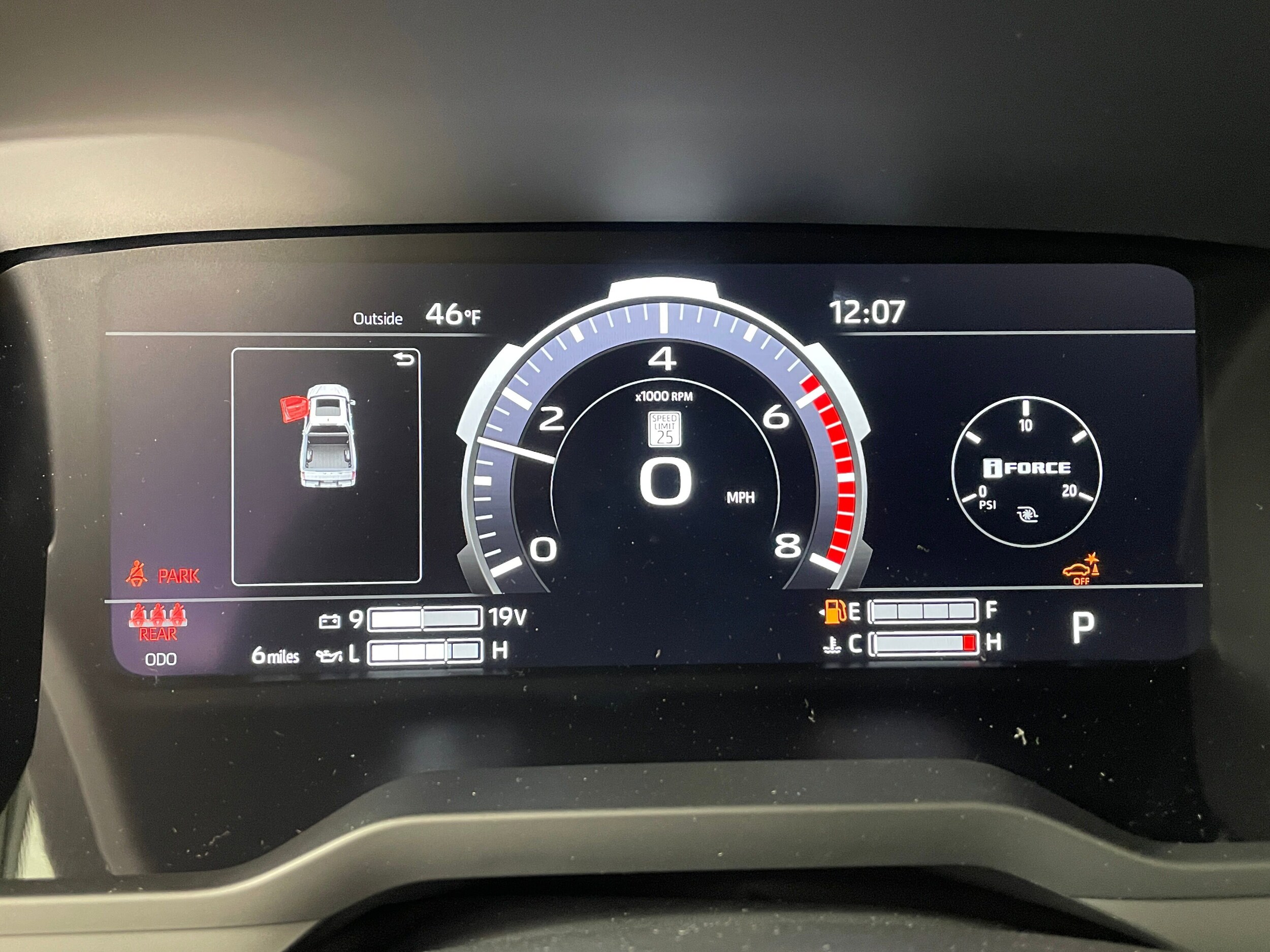 2026 Toyota Tundra Limited CrewMax photo 3